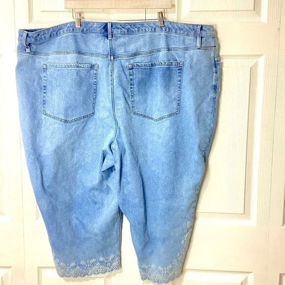 Lane Bryant Capri Mid Rise Boyfriend Jeans 34/36 Lace Hem - Picture 2 of 11